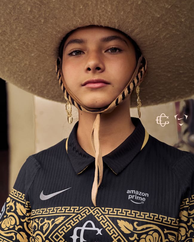 Jersey Chivas campaña “Herencia Sagrada”